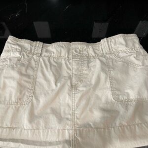 American Eagle Outfitters Cream Mini Skirt size 38W